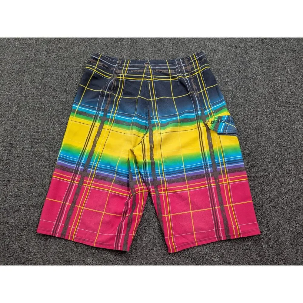 Quiksilver Men's Cypher Wonderland Surf Multicolor Plaid Board Shorts Size 28